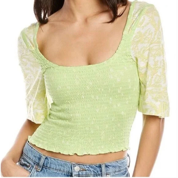 Free People MARIGOLD Smocked Tee Crop Top | Sz M Key Lime Green NEW. N1 - Picture 3 of 12